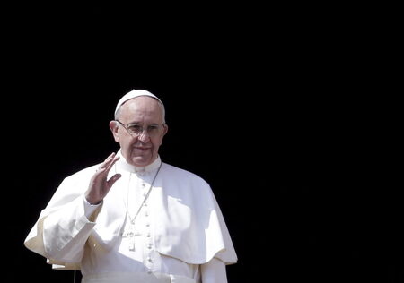 2016-03-27T000000Z_140446498_GF10000361918_RTRMADP_3_RELIGION-EASTER-POPE-1024x719