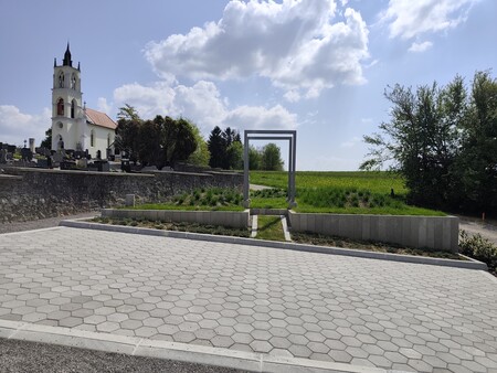 Pokopališče Šentrupert - prostor za raztros,april 26
